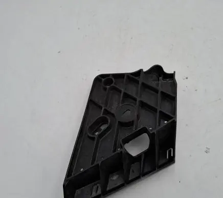 Nissan Qashqai Headlight/headlamp mounting bracket