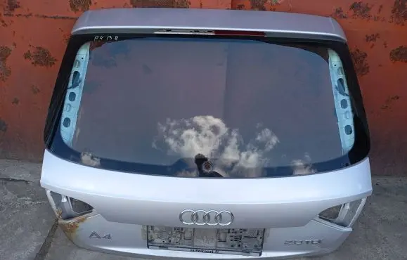 Audi A4 S4 B8 8K Tailgate/trunk/boot lid