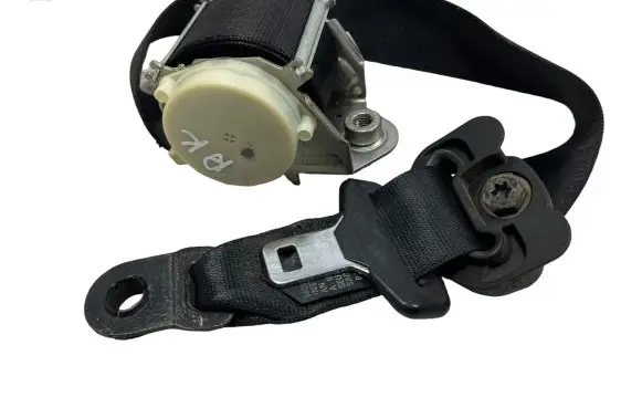 Jaguar XF X250 Front seatbelt 9X23F611B09AC 34086312 I000046
