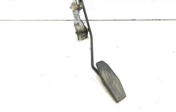 Mazda 626 Accelerator throttle pedal GE4T