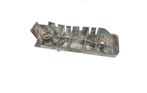 Audi A4 S4 B6 8E 8H Front bumper mounting bracket 8E0807284A