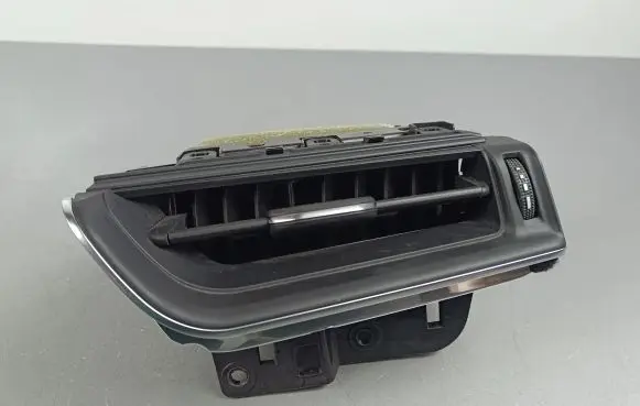 Jeep Grand Cherokee WL Dashboard side air vent grill/cover trim 6PK88TRMAA