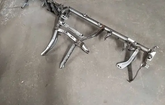 Skoda Octavia Mk4 Dashboard cross member/frame bar 5Q1858046P