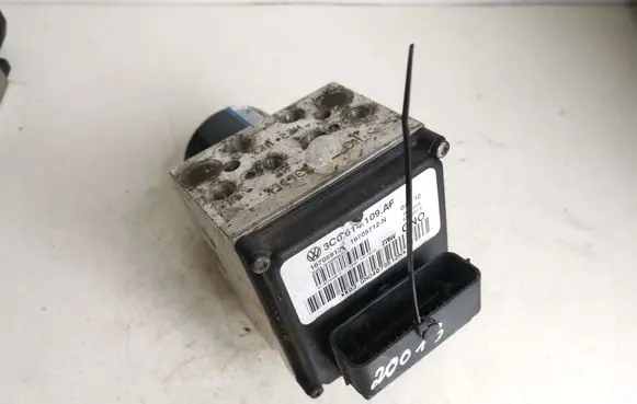 Volkswagen PASSAT B6 ABS Pump 3C0614109AF