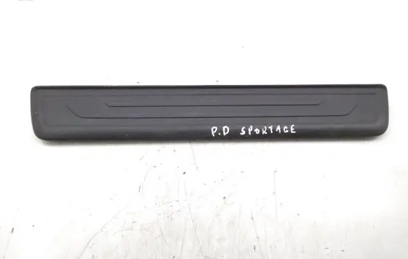 KIA Sportage Front sill trim cover 858833U010
