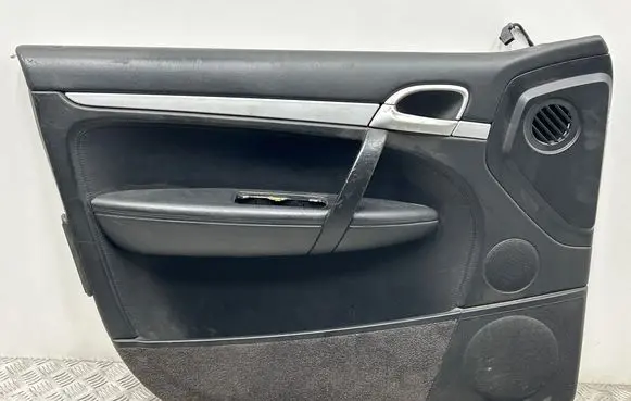 Porsche Cayenne (9PA) Front door card panel trim 7L0863979A