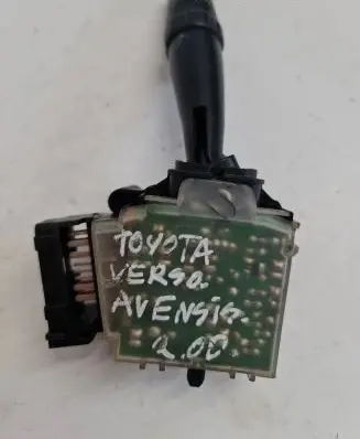 Toyota Avensis Verso Wiper control stalk 28640 84652 173675