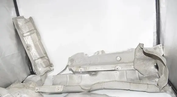 BMW 5 G30 G31 G38 Heat shield in engine bay 7310210 7340836 7340823