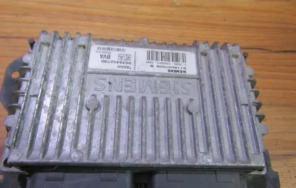 Citroen C5 Gearbox control unit/module s118047508b 9639452780