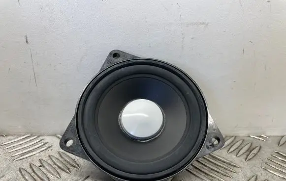 BMW 4 F36 Gran coupe Panel speaker 9368383