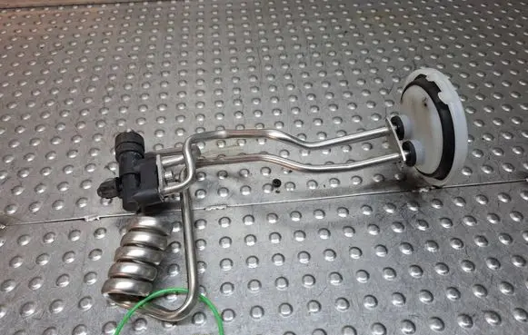Mercedes-Benz C W203 Windshield washer fluid hose S27705885 1408300384