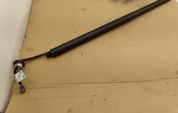 Ford Mach-E I Tailgate strut LJ8BR402A54AB 20210623 125223