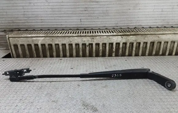 Citroen C5 Front wiper blade arm
