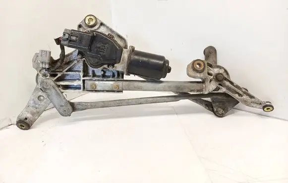 Mitsubishi Grandis Front wiper linkage and motor 34826