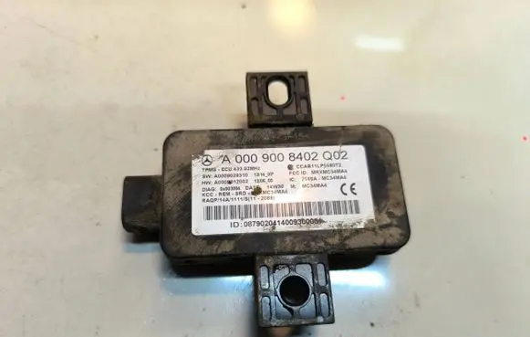 Mercedes-Benz E W212 Tire pressure control unit A0009008402 A0009012002 A0009029310