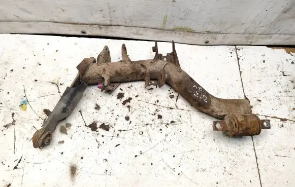 Honda CR-V Rear upper control arm/wishbone