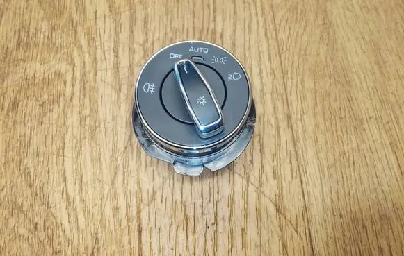 Porsche Macan (95B) Light switch 97061353309