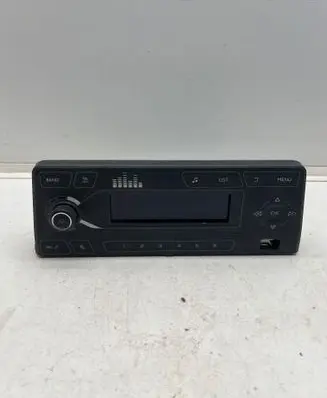 Peugeot Partner III Radio/CD/DVD/GPS head unit 439016011300 N895077317 98392691ZD