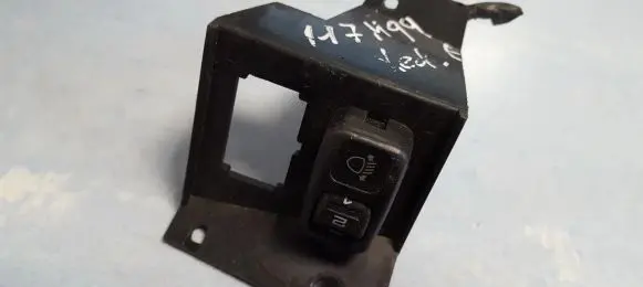 Mazda 626 Headlight level height control switch