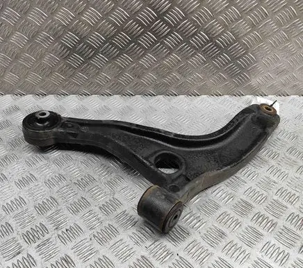 Opel Movano C Front lower control arm/wishbone 93197215