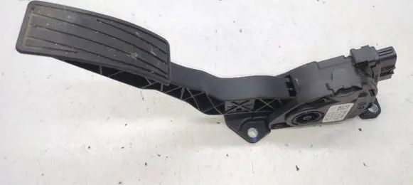 Suzuki SX4 S-Cross Accelerator throttle pedal 49400-68L51
