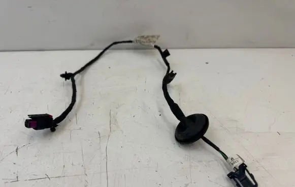 Skoda Superb B8 (3V) Front door wiring loom 3V0972297