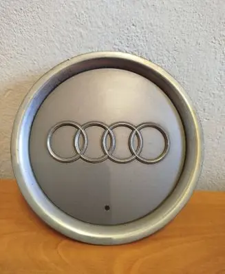 Audi A3 S3 8P Original wheel cap 8L0601165D
