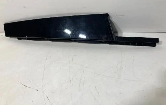 BMW 2 F46 Other front door trim element 14527310 7407431