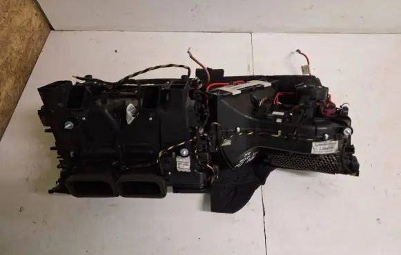 Mercedes-Benz E W212 Interior heater climate box assembly A2128305560 0000001 W2122ZPTC