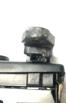 Audi A6 S6 C5 4B Airbag deployment crash/impact sensor 4B0959643A 02304086XY59 270498