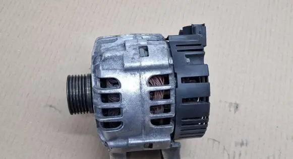 Citroen C3 Generator/alternator 9642879680