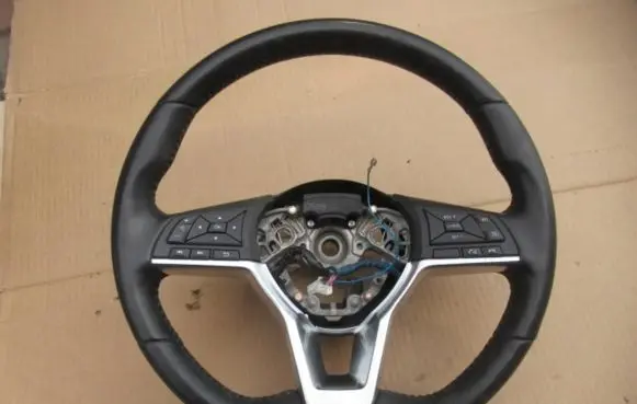 Nissan X-Trail T32 Steering wheel