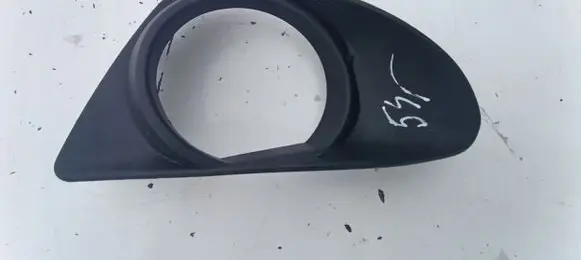 Toyota Yaris Front fog light trim/grill
