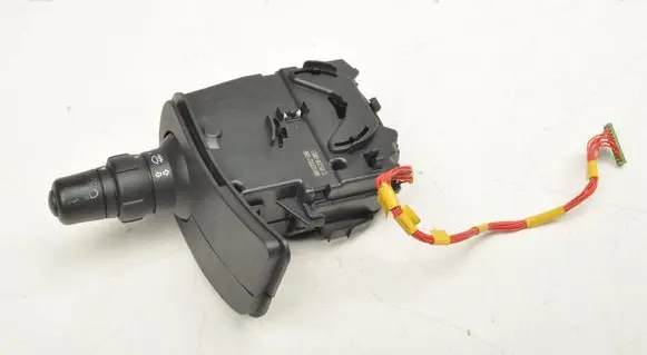Renault Clio III Light switch 88102002088
