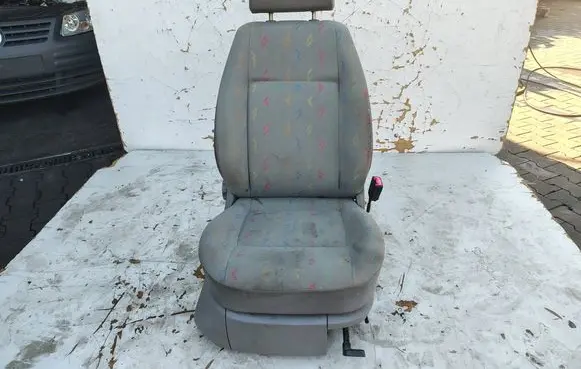 Volkswagen Caddy Front passenger seat
