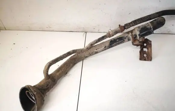 Fuel tank filler neck pipe