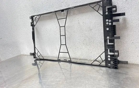Opel Insignia A Radiator trim 13241736