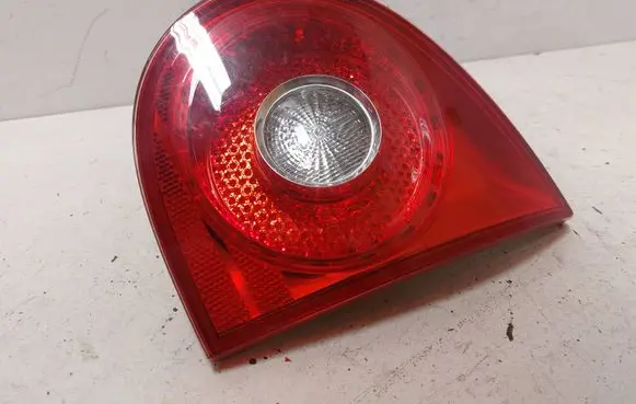 Volkswagen Golf V Tailgate rear/tail lights 1K6945094G 89031778