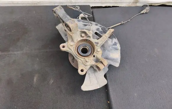 KIA Sportage Front wheel hub 
