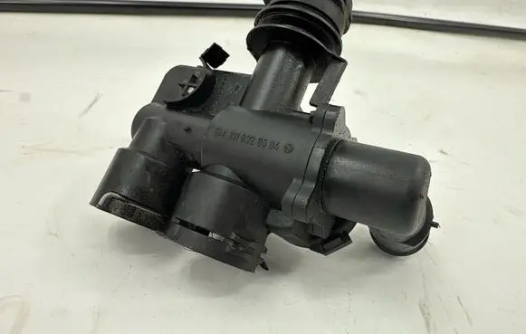 Mercedes-Benz E W211 Electric auxiliary coolant/water pump A2118320584
