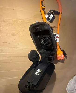 Hyundai Tucson IV NX4 Electric car charge socket 91682CZ100