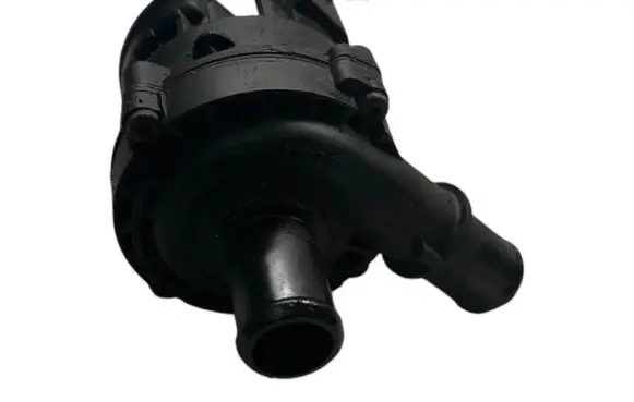 KIA Carens III Water pump