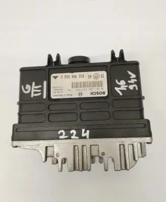 Volkswagen Golf III Engine control unit/module 032906026G