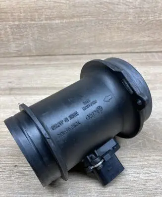 Audi A6 S6 C6 4F Mass air flow meter 059906461K