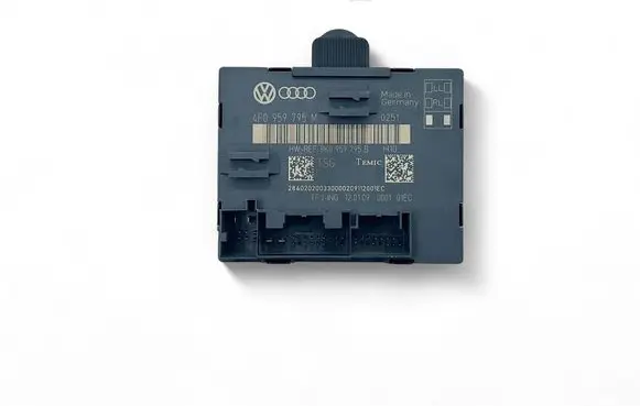 Audi Q7 4L Door control unit/module 4F0959795M 8K0959795B