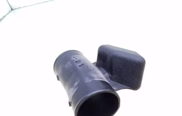 Toyota Prius (XW30) Air intake duct part 1788037100 1789437010