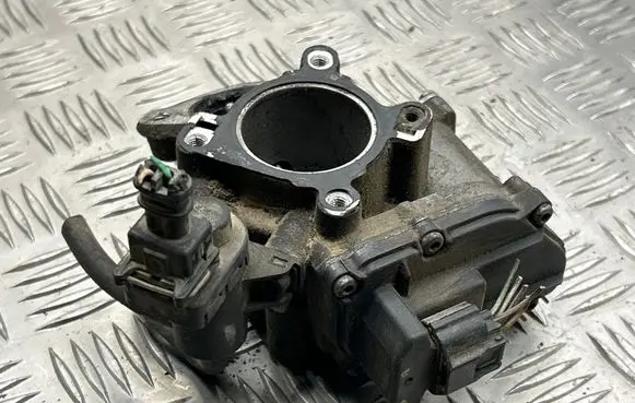 Renault Trafic II (X83) EGR valve A2C53412016 H8200987 147100385R