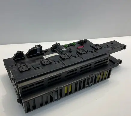 Mercedes-Benz E W211 SAM control unit 2115456001 5DK00804766 2115456901