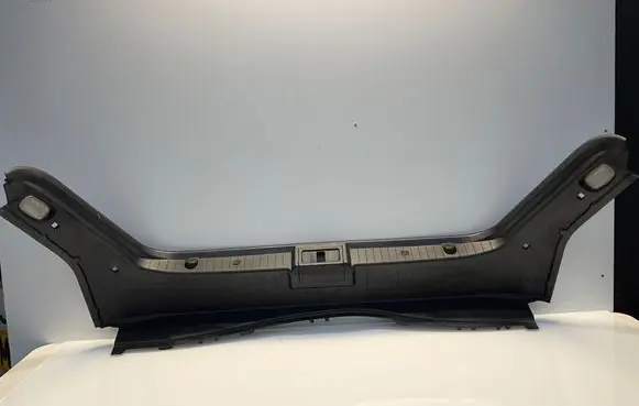 Mercedes-Benz E W211 Trunk/boot sill cover protection A2116900641 2116900641