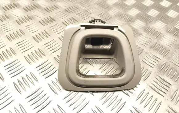Subaru Legacy Seat belt trim